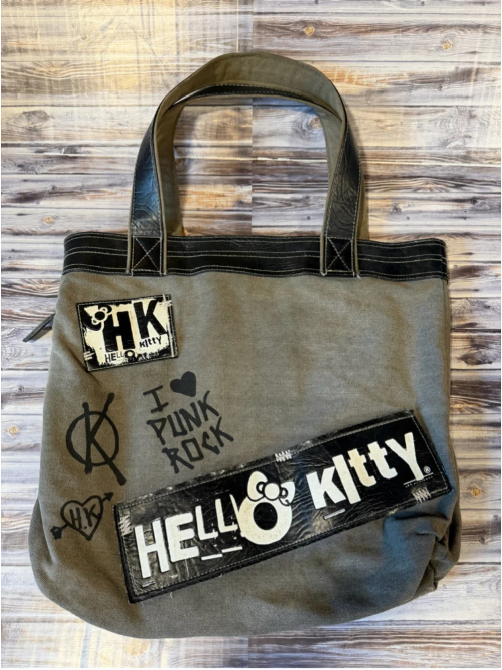 Rare Hello Kitty 2012 Graphic Patchwork Punk Loungefly Tote Bag Sanrio Y2K
